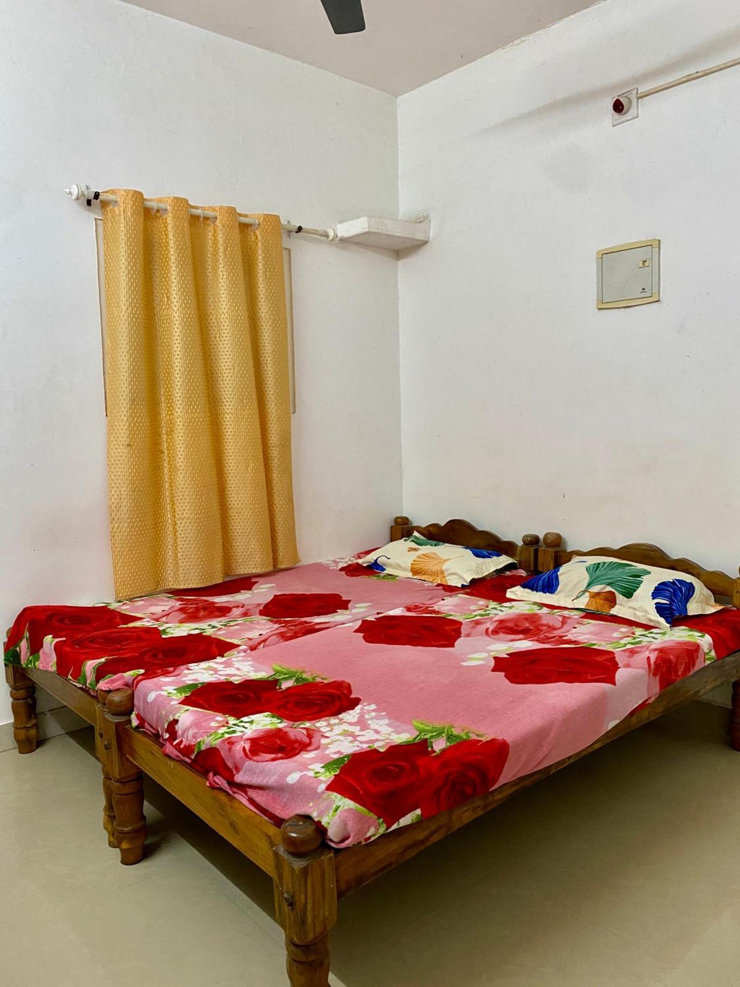 Rajatheeram Beach Homestay & Backwater Cruise Alleppey Alappuzha Exterior foto
